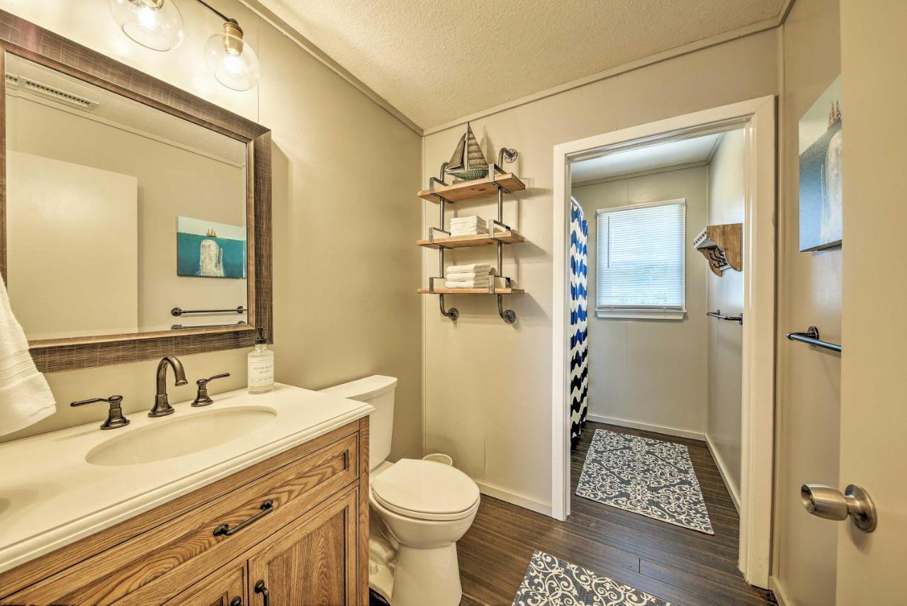 Cozy Cottage Less Than 2 Mi To Cape Hatteras Natl Shore! Frisco Eksteriør billede